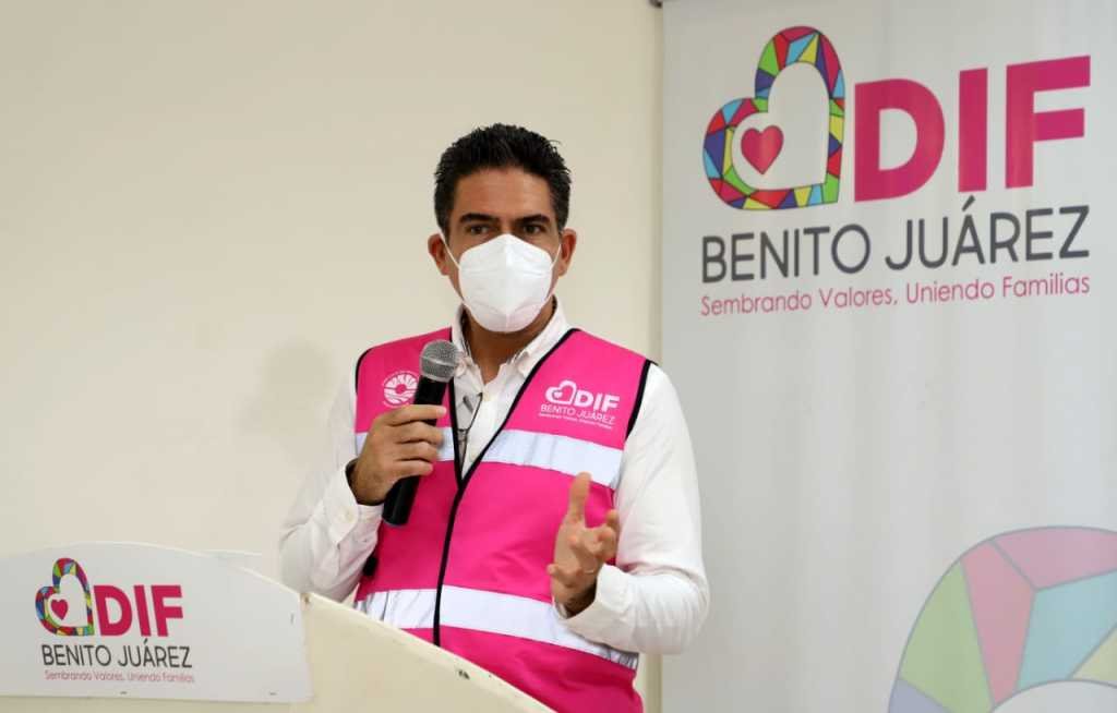 Entrega DIF Benito Juárez premios del concurso virtual del día de muertos