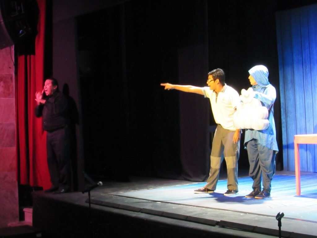 Todo un éxito primera obra inclusiva en teatro “8 de octubre” en Cancún 