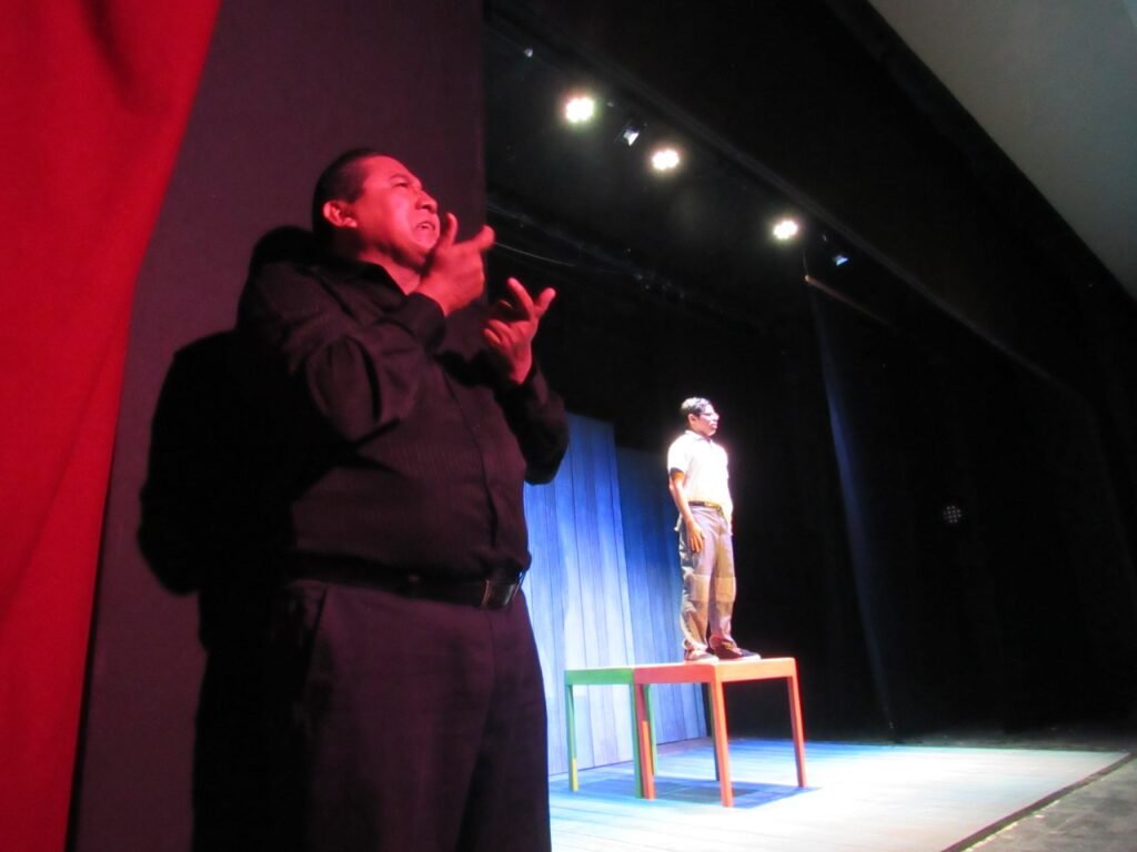 Todo un éxito primera obra inclusiva en teatro “8 de octubre” en Cancún