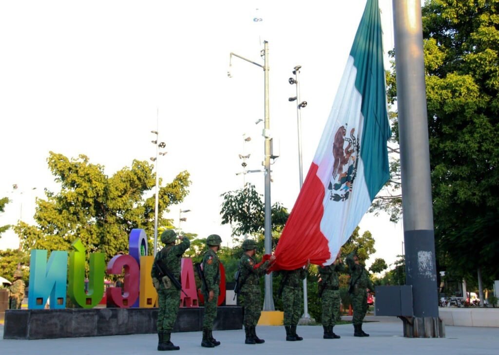 Conmemoran en Benito Juárez 48 Aniversario de la Promulgación de la Constitución Política de Quintana Roo