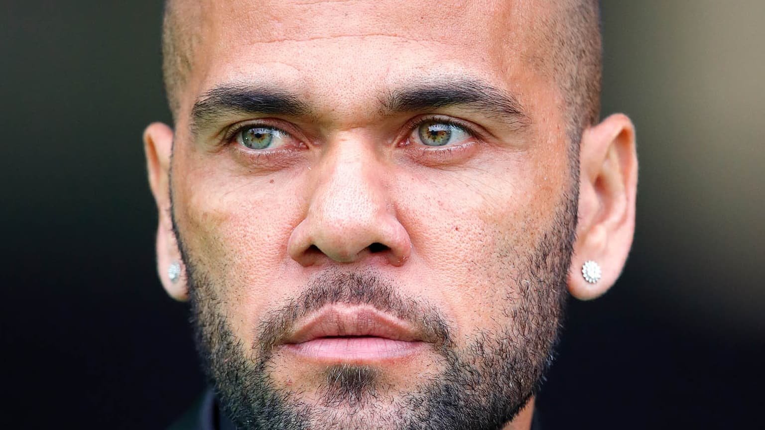 Dani Alves declara que no cometió agresión sexual sino que fue una