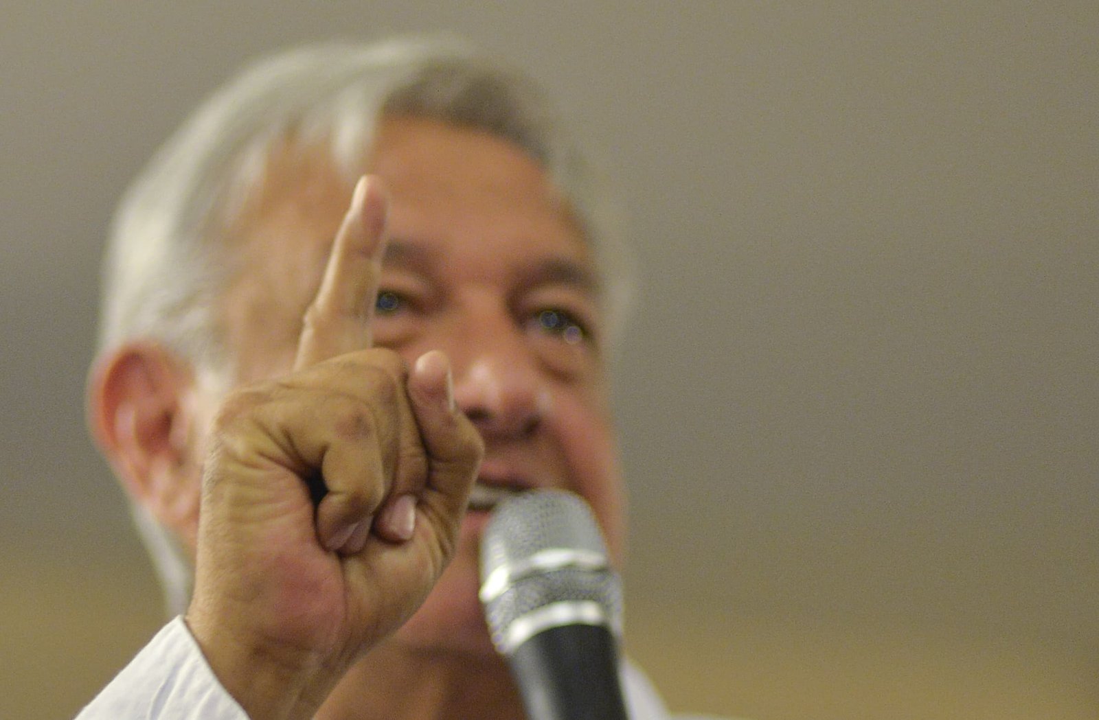 Amlo Plantear El Como Su Reelecci N Carlos Loret De Mola