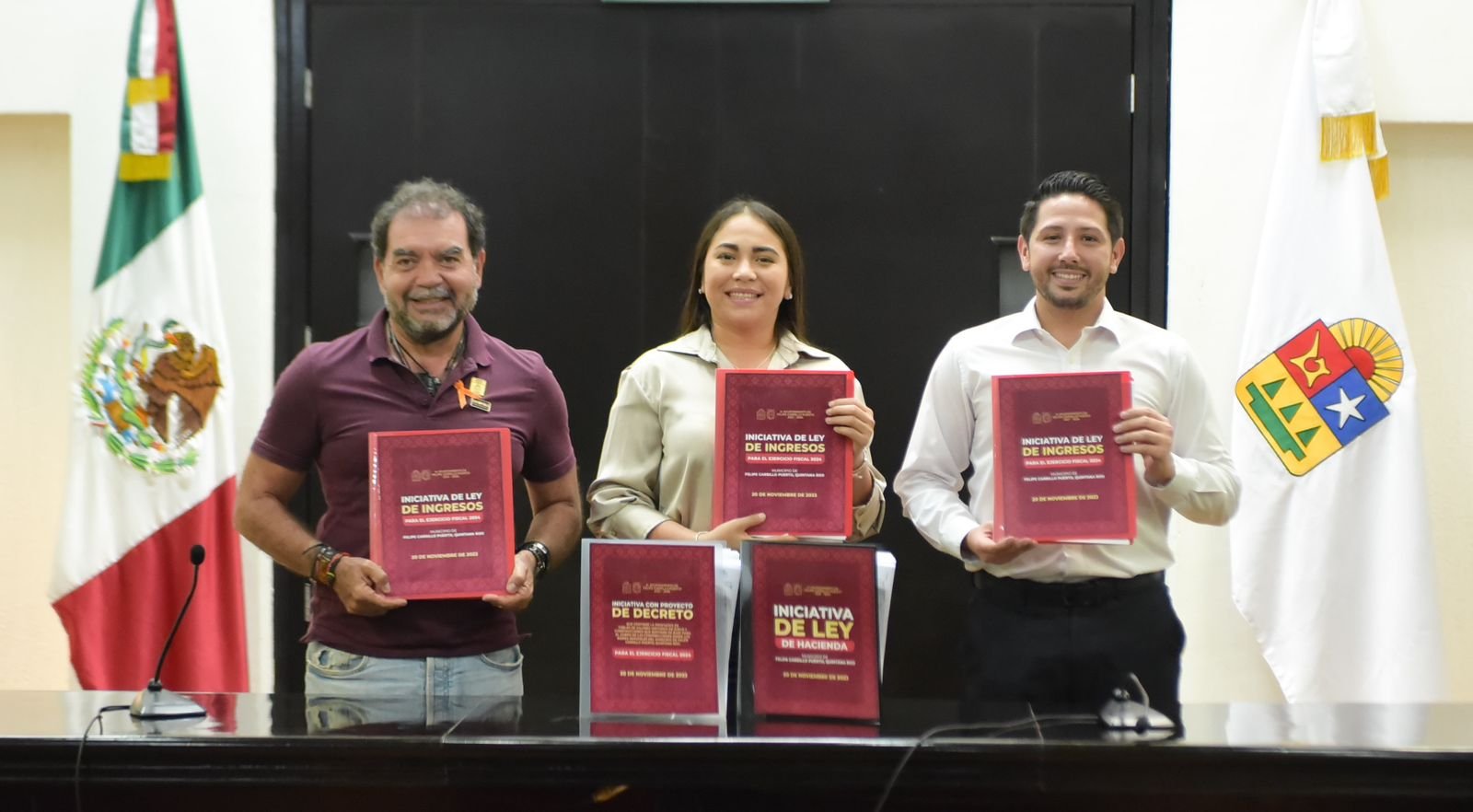 Recibe XVII Legislatura Paquete Fiscal 2024 : Cancuníssimo