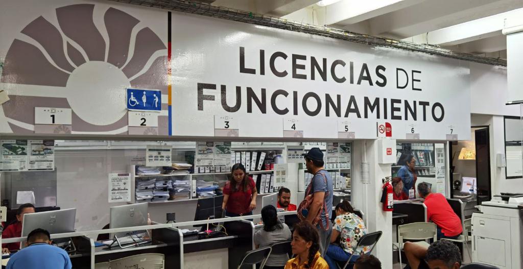 Facilidad en trámites para empresarios de Cancún