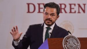 Zoé Robledo, el director del Instituto Mexicano del Seguro Social