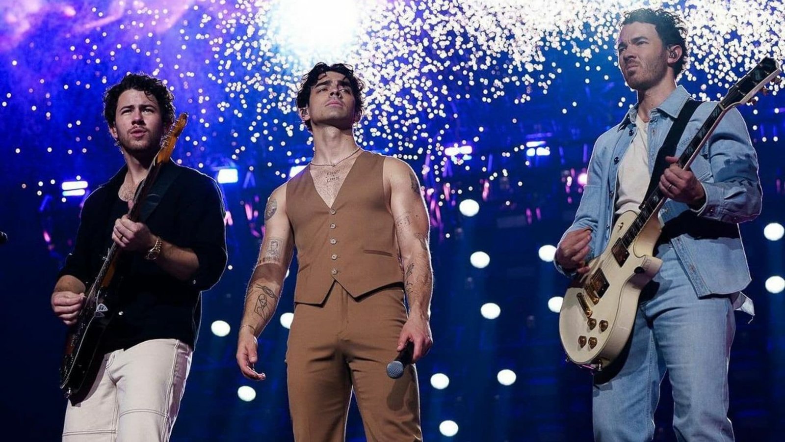 ¡Los Jonas Brothers Anuncian su Tour 2024 en México, Incluyendo un