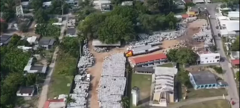 Toma aérea almacen huachicol