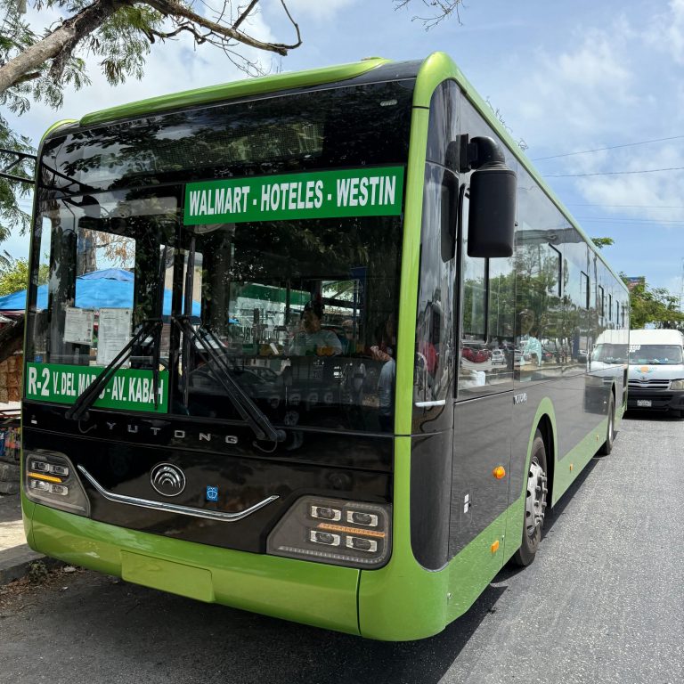 Cancún se prepara para un nuevo sistema de transporte público