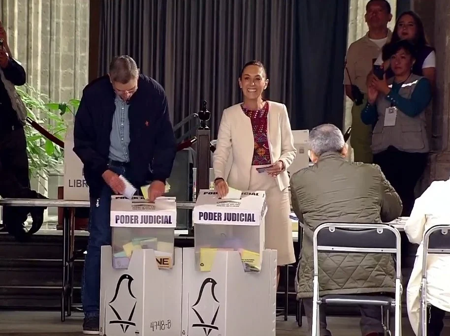 Votación de la presidenta de México