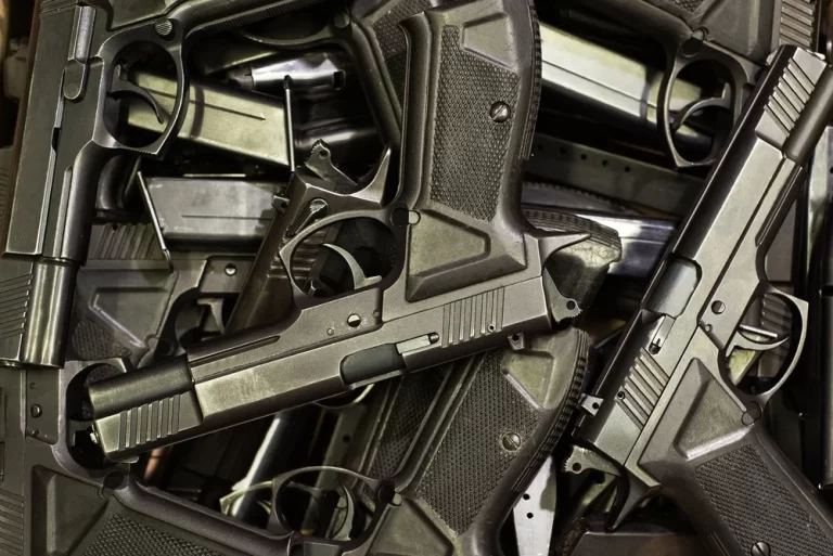 Grupo de pistolas.